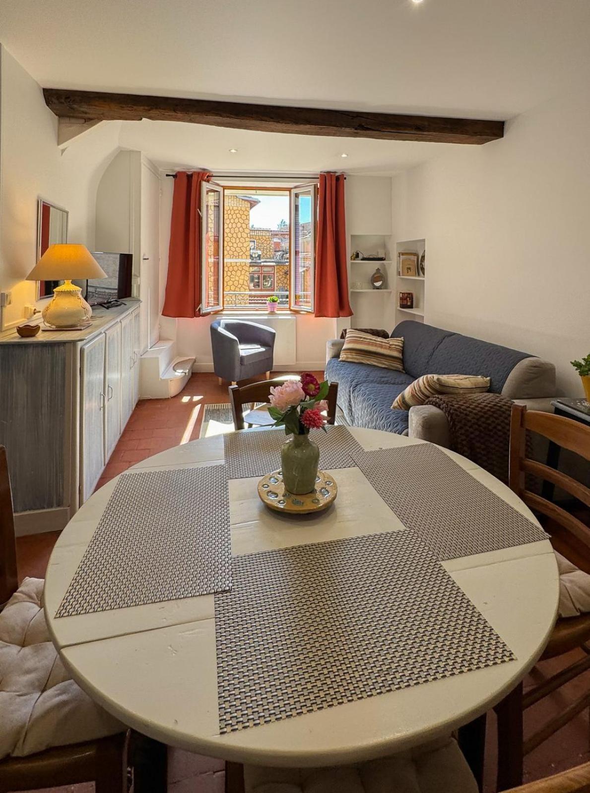 La Petite Maison Noyers-sur-Serein Luaran gambar